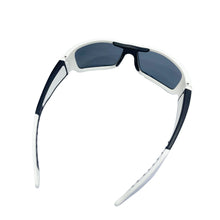 โหลดรูปภาพลงในเครื่องมือใช้ดูของ Gallery Akona Rhodes Sunglasses white