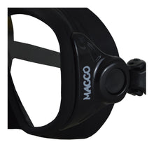 Load image into Gallery viewer, Sherwood Scuba Macco Mask BS close up
