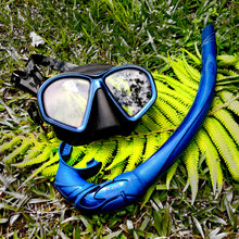 Load image into Gallery viewer, Hunter Mask Metal blue - on green grass