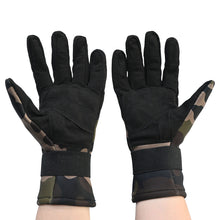 Load image into Gallery viewer, 2mm Green Camo Gloves