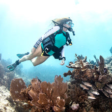 โหลดรูปภาพลงในเครื่องมือใช้ดูของ Gallery Underwater Ladies Scuba BCD jacket