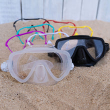 Load image into Gallery viewer, on the beach sand Sherwood Scuba Mimic Slim Mask